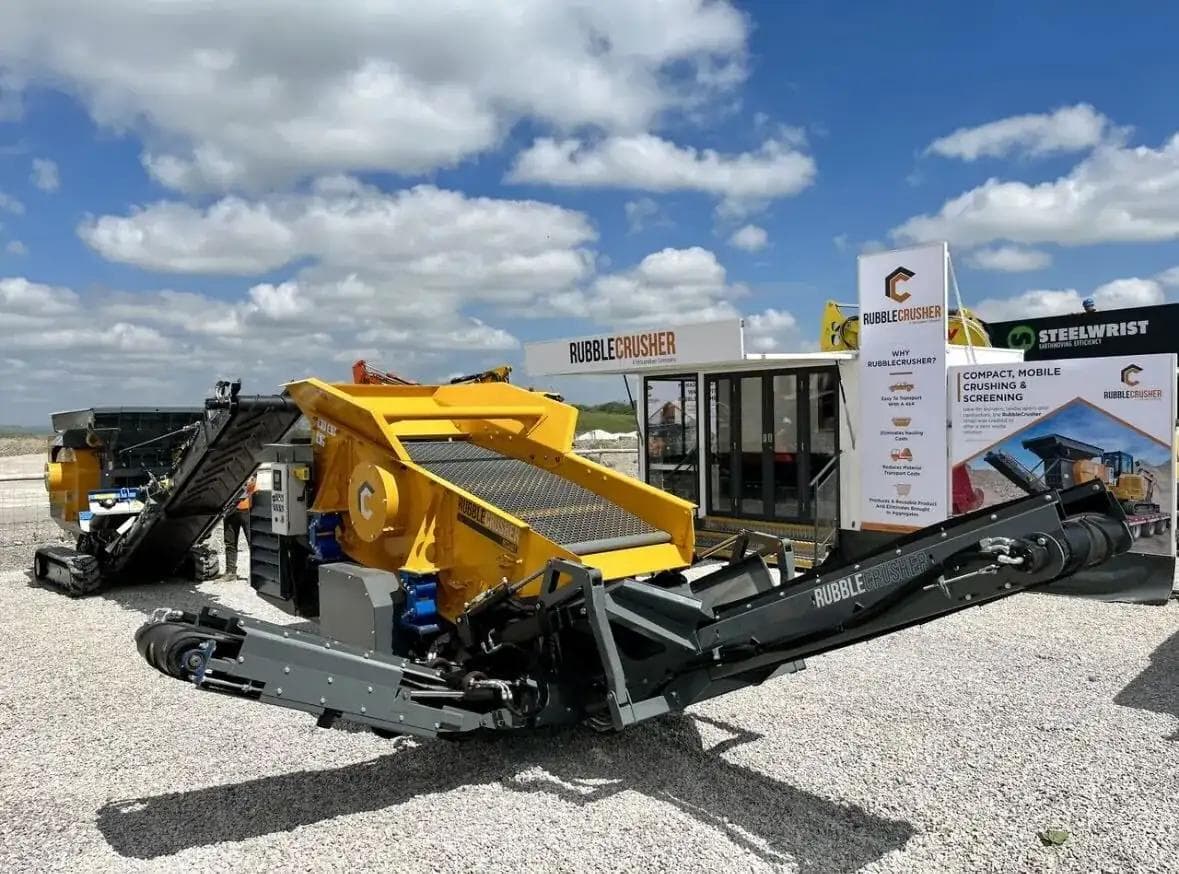 RubbleCrusher RCS48T portable compact screener used for business operations