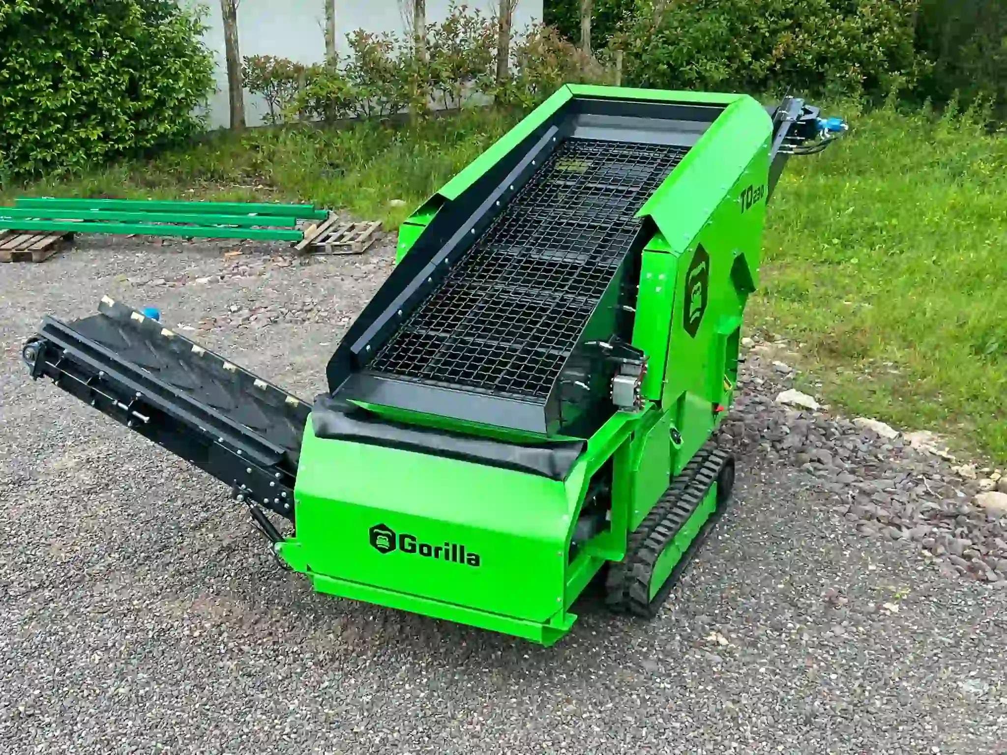 Gorilla TD230 Screener