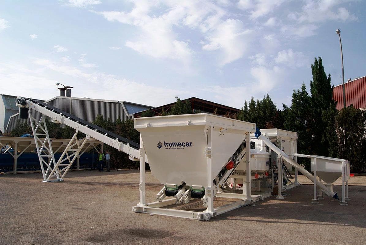 FrumeCar Small Concrete Batch Plant
