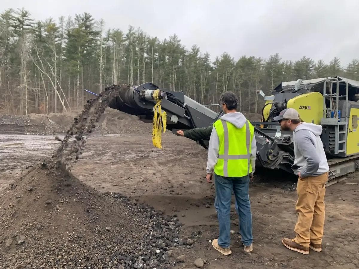 ark 2716 crushing asphalt onsite