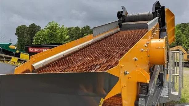 yellow barford sr124 screening deck and mesh