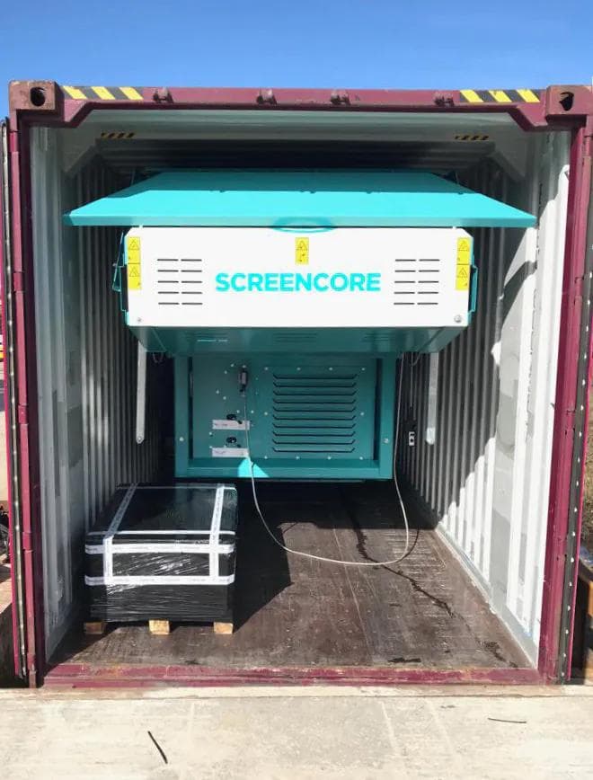 Screener Trident 124 inside a 40 foot shipping container